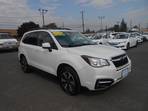 Used 2018 Subaru Forester 2.5i Premium AWD/4WD image 3