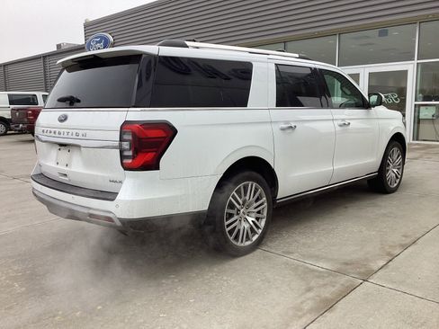 Used 2024 Ford Expedition Max Limited image 3