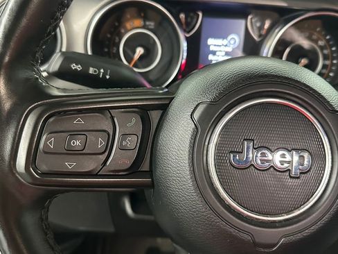 Used 2022 Jeep Wrangler Unlimited Sport image 15