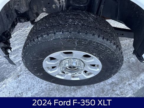 Used 2024 Ford F350 XLT w/ FX4 Off-Road Package image 11