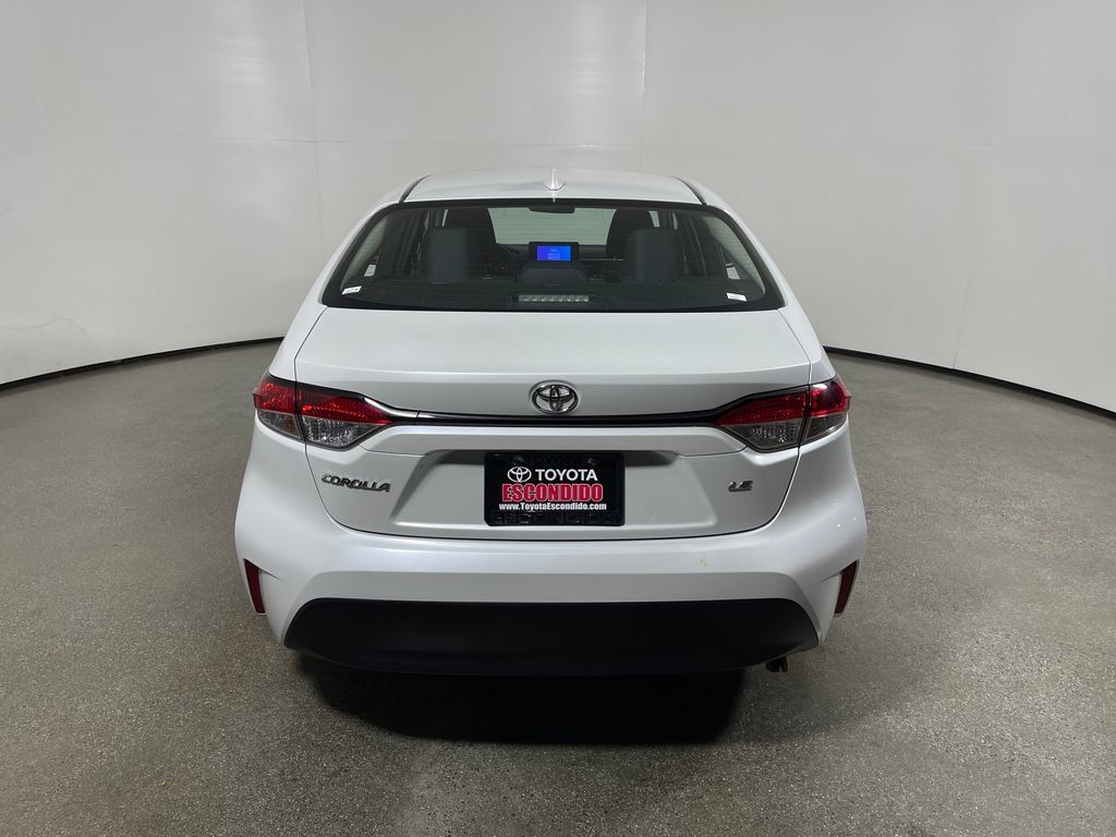 Used 2025 Toyota Corolla LE FWD image 4