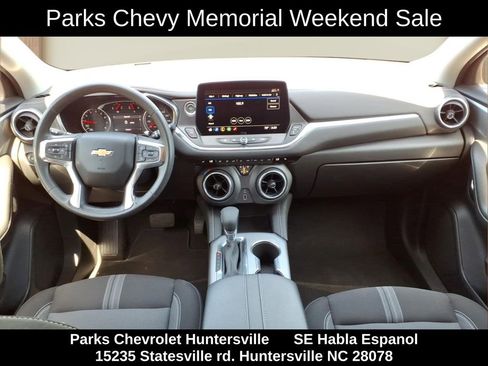 Certified 2025 Chevrolet Blazer LT AWD/4WD image 24