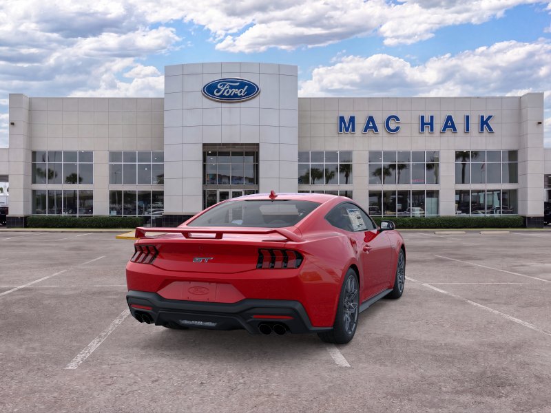 New 2026 Ford Mustang GT Premium w/ GT Performance Package RWD image 8