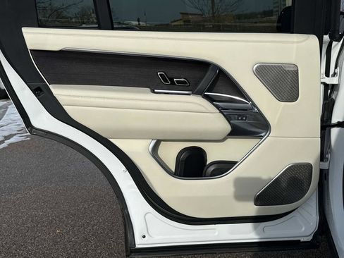 Certified 2024 Land Rover Range Rover Long Wheelbase Autobiography image 18