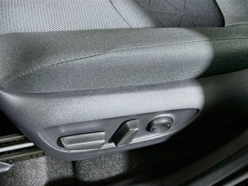 Certified 2025 Toyota RAV4 XLE AWD/4WD image 17