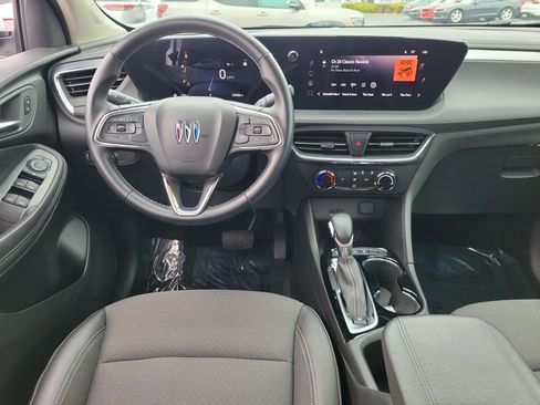 Used 2025 Buick Encore GX Preferred image 10