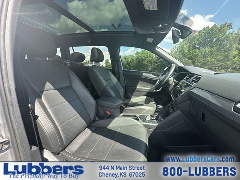 Used 2019 Volkswagen Tiguan SEL Premium R-Line FWD image 23
