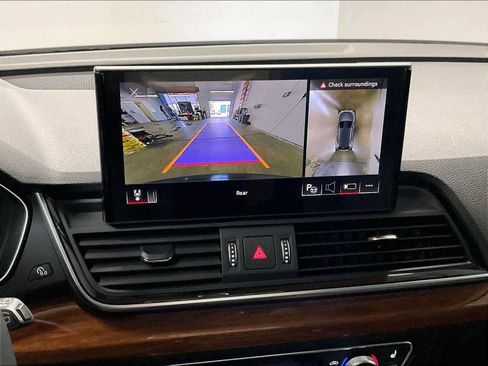 Used 2023 Audi Q5 e Prestige w/ Prestige Package AWD/4WD image 21