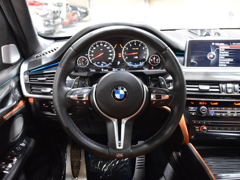 Used 2016 BMW X5 M image 22