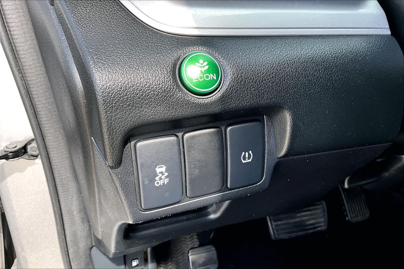 Used 2015 Honda CR-V LX image 35