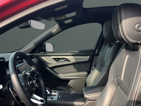 Used 2025 Jaguar F-PACE R-Dynamic S image 6