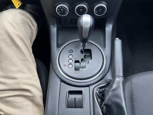 Used 2014 MAZDA MX-5 Miata Club image 21