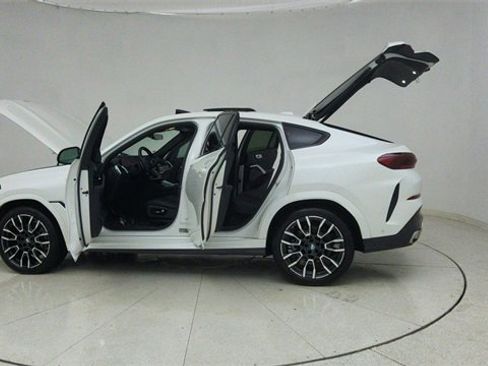 Used 2024 BMW X6 xDrive40i w/ Premium Package image 79