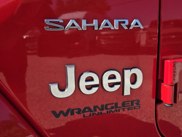 Used 2020 Jeep Wrangler Unlimited Sahara AWD/4WD image 13
