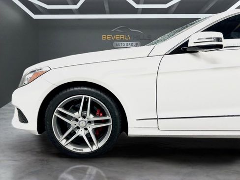 Used 2015 Mercedes-Benz E 400 4MATIC Coupe image 12