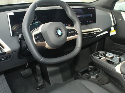 New 2026 BMW iX xDrive45 image 12