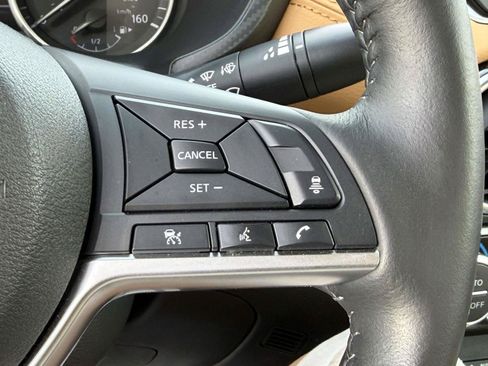 Used 2023 Nissan Sentra SV w/ SV Premium Package FWD image 22