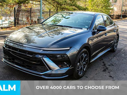 Used 2025 Hyundai Sonata SEL image 3