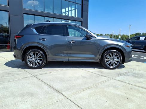 Certified 2025 MAZDA CX-5 Signature image 8