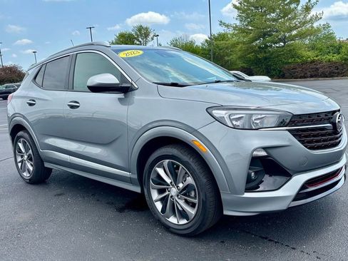 Used 2023 Buick Encore GX Select w/ Sport Touring Package FWD image 9