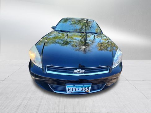 Used 2011 Chevrolet Impala LS FWD image 2