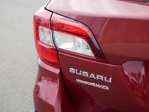 Used 2015 Subaru Outback 3.6R Limited AWD/4WD image 15