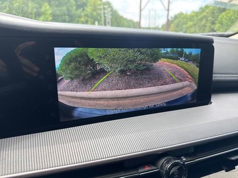 New 2025 Nissan Murano SV image 5