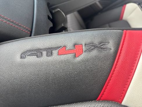 Used 2024 GMC Canyon AT4X AWD/4WD image 25