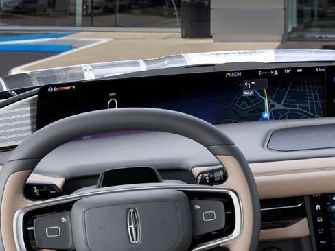 New 2027 Lincoln Navigator Black Label AWD/4WD image 13