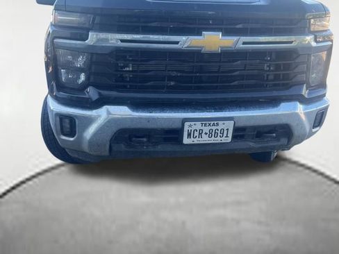 Used 2025 Chevrolet Silverado 3500 LT w/ Convenience Package image 19