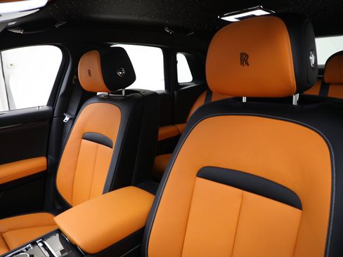 Certified 2023 Rolls-Royce Ghost Black Badge AWD/4WD image 17