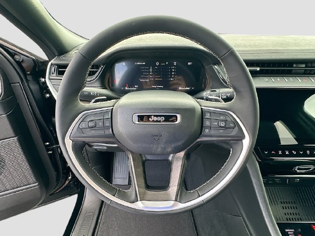 New 2026 Jeep Grand Cherokee Altitude AWD/4WD image 7