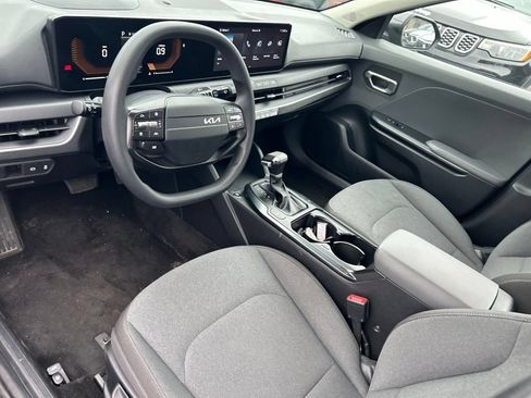 Used 2025 Kia K4 FWD image 7