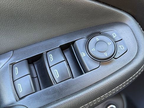 Used 2023 Buick Encore GX Select w/ Sport Touring Package image 15