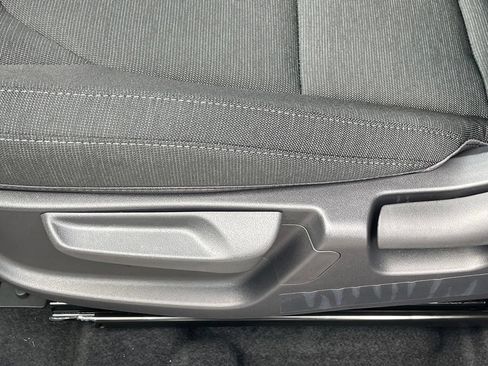 New 2027 Kia Seltos LX FWD image 10