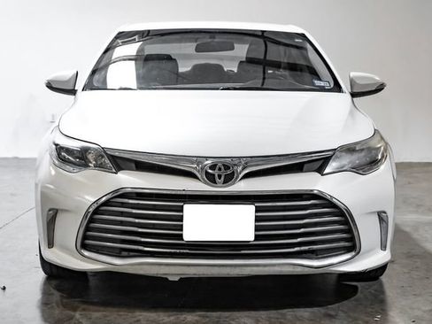 Used 2016 Toyota Avalon XLE FWD image 9