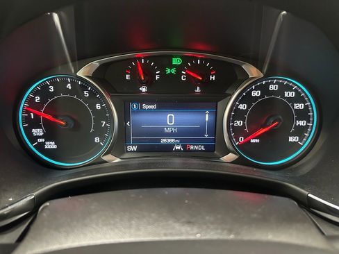 Certified 2024 Chevrolet Equinox LT w/ LPO, Floor Liner Package image 26