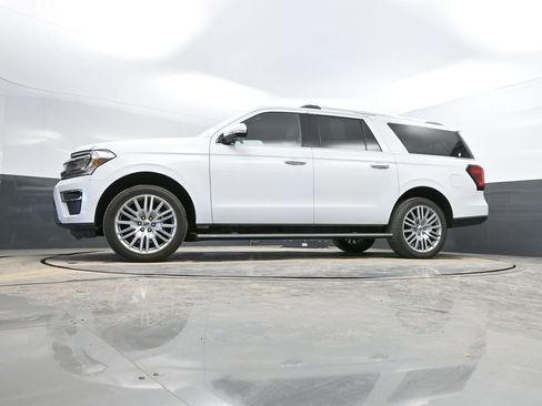 Used 2024 Ford Expedition Max Limited image 22