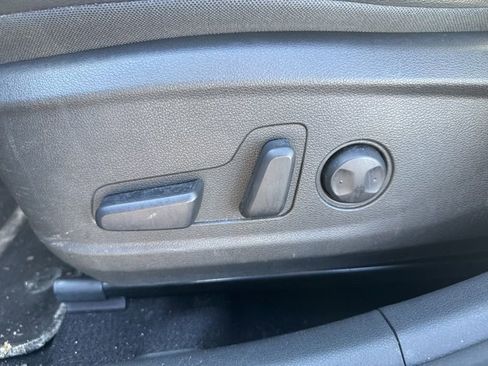 Used 2018 Hyundai Kona Limited image 13