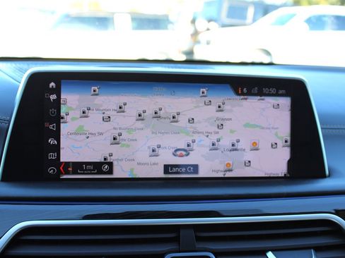 Used 2018 BMW 740i image 26