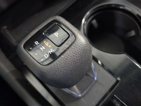 Used 2023 Nissan Rogue SV AWD/4WD image 23