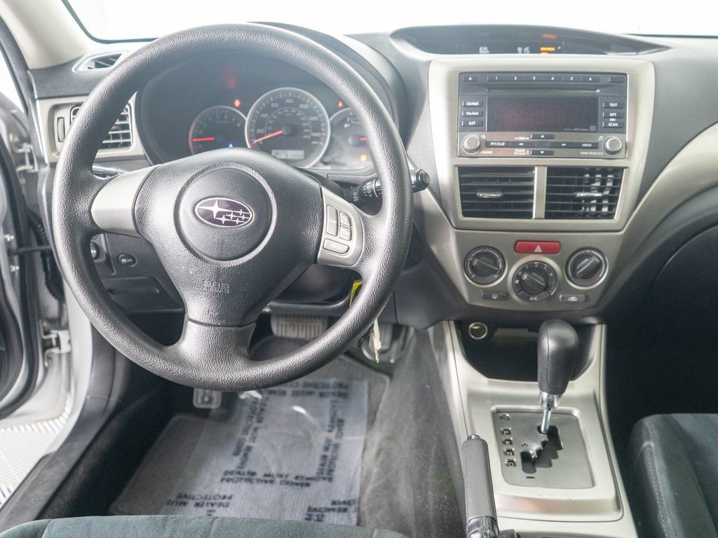 Used 2010 Subaru Impreza 2.5i AWD/4WD image 12