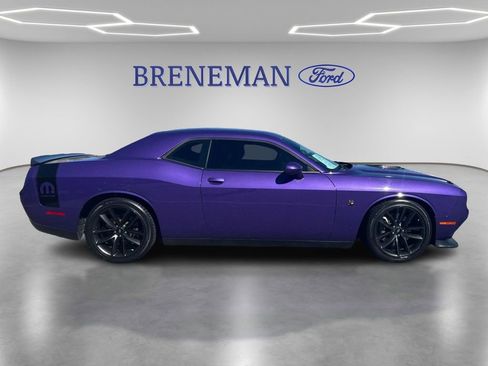 Used 2019 Dodge Challenger R/T Scat Pack w/ Shaker Package image 4