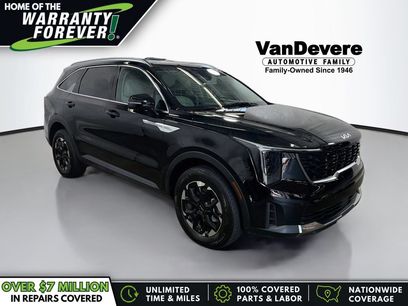 Used 2025 Kia Sorento S