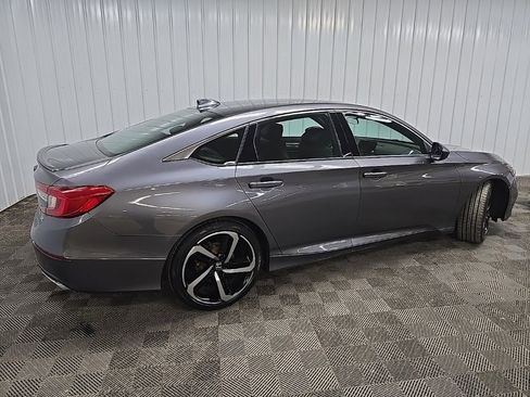 Used 2019 Honda Accord Sport image 3