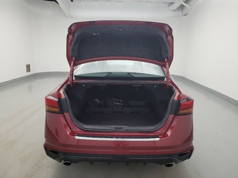 Used 2023 Nissan Altima 2.0 SR FWD image 29