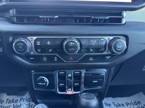 Used 2024 Jeep Wrangler Unlimited Sport AWD/4WD image 71