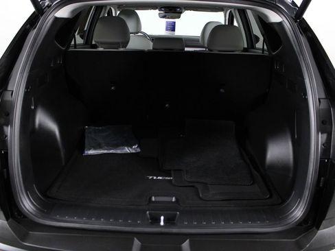 Certified 2025 Hyundai Tucson Limited image 17