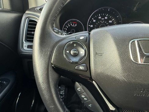 Used 2018 Honda HR-V EX-L image 18