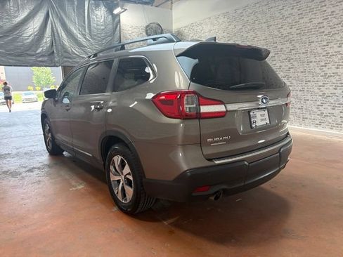 Used 2021 Subaru Ascent Premium w/ Convenience Package AWD/4WD image 5